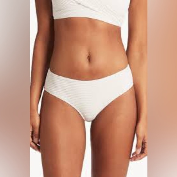 Sea Level Other - NWT SEA Level White Spinnaker Regular Cheeky Pant Size 6 Bikini Bottoms